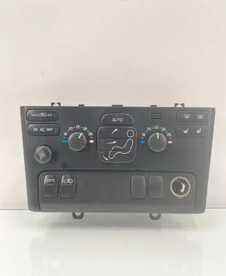 Volvo XC90 Climate control unit 8682734