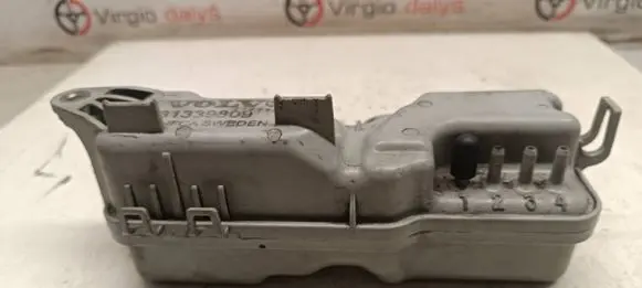 Vacuum air tank