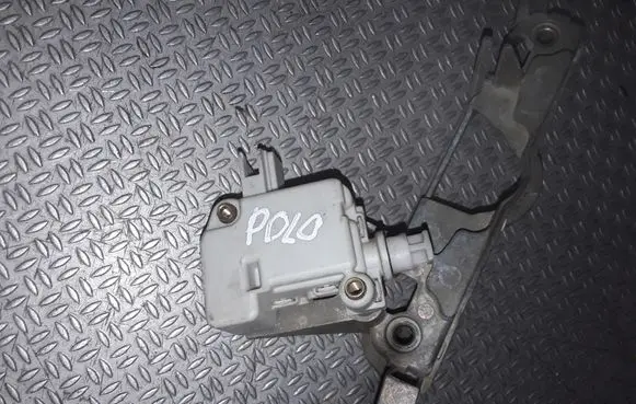 Volkswagen Polo Central locking motor 6Q6827601B