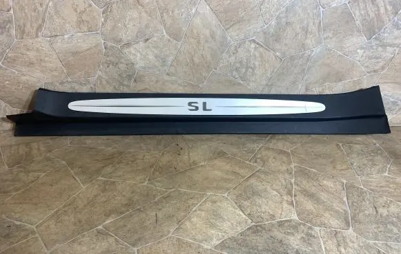 Mercedes-Benz SL R230 (A) pillar trim A2306800335