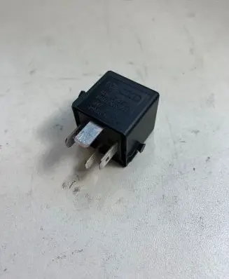Audi A7 S7 4G Other relay 4H0951253A