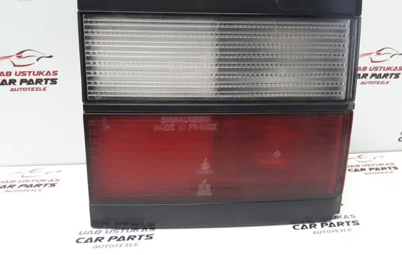 Volkswagen PASSAT B3 Tailgate rear/tail lights 333945107 86046