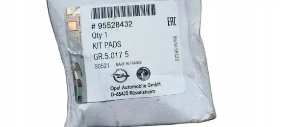 Opel Vivaro Brake pads (rear) 