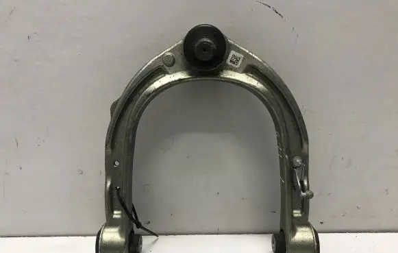 BMW 7 G11 G12 Front lower control arm/wishbone 6868530