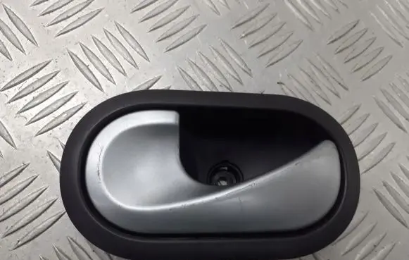 Renault Megane II Rear door interior handle 8200028487