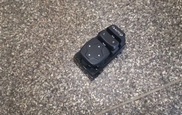 Hyundai Kona I Wing mirror switch 3K54801000