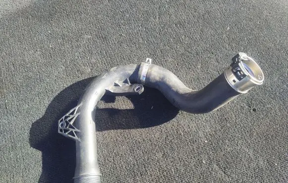 Renault Clio V Intercooler hose/pipe 310000195603