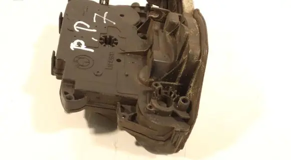 BMW 3 E90 E91 Front door lock 7059974