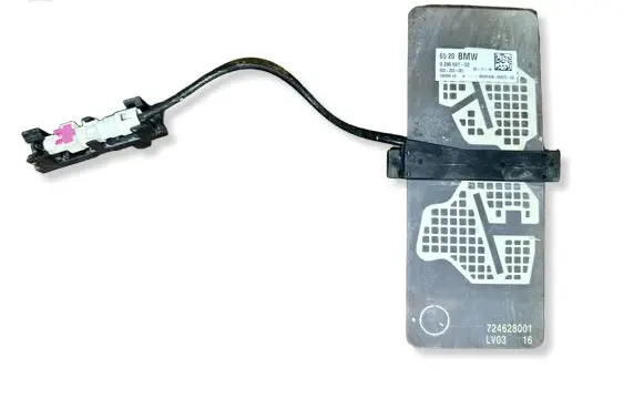 BMW 4 F32 F33 Aerial antenna amplifier 18899510