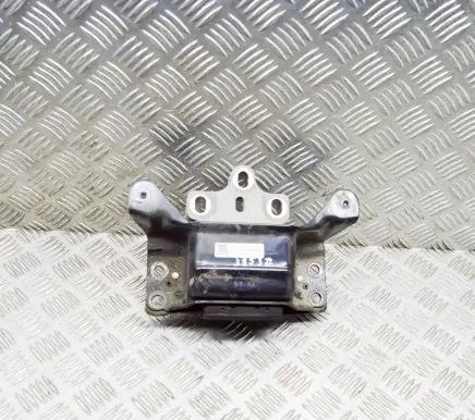 Volkswagen Arteon Engine mount bracket 5Q0199555BJ