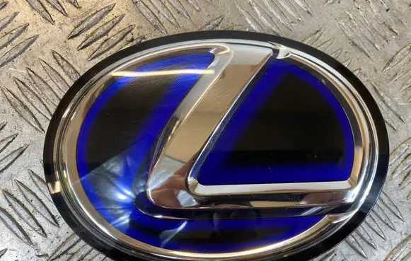 Lexus CT 200H Manufacturer badge logo/emblem 9097502117 90975 B10859