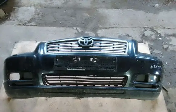 Toyota Avensis T250 Front bumper