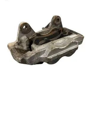 Mitsubishi Pajero Front brake caliper