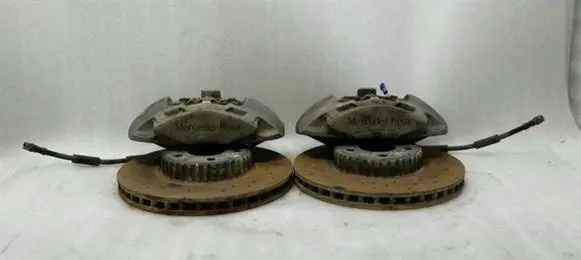 Mercedes-Benz C W205 Front brake caliper A0004212112