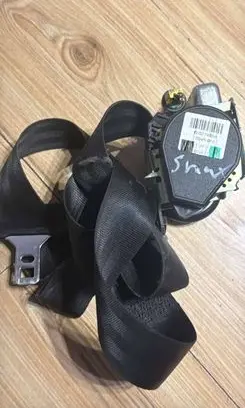Ford S-MAX Front seatbelt 605274300