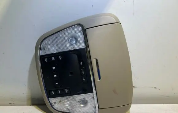 Jeep Grand Cherokee Front door interior light 030814 084934100 8493410