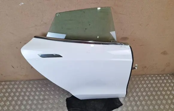 Tesla Model S Rear door