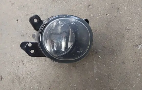 Mercedes-Benz ML W164 Front fog light A2518200856 0305076002