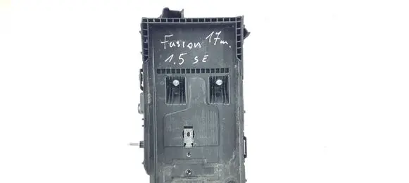 Ford Fusion II Battery tray DG9310723 DG9310723A 1324001