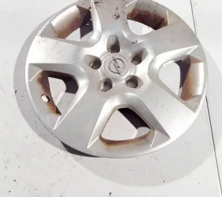 Opel Astra H R16 wheel hub/cap/trim 13198634 13198635