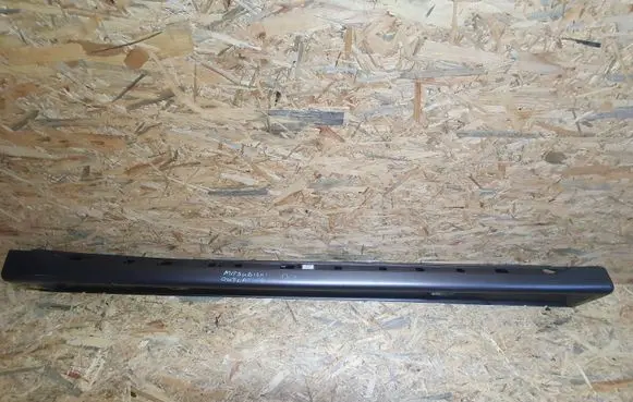 Mitsubishi Outlander Sill 16MY4B45V