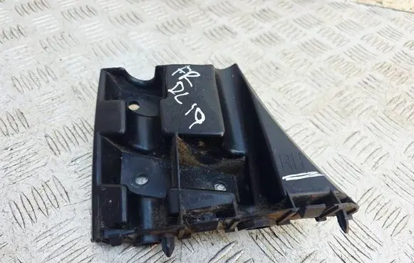 Volvo V40 Front bumper mounting bracket 31425111