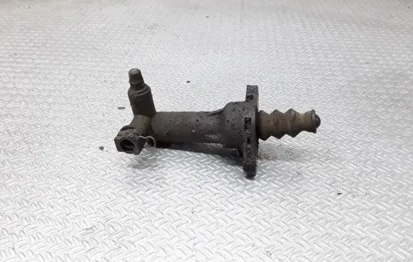 Volkswagen Caddy Clutch slave cylinder 