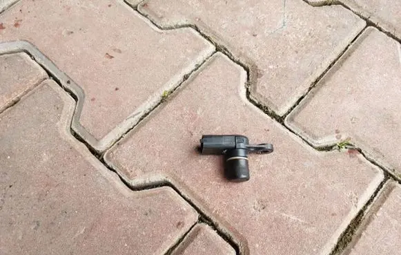 Opel Insignia A Crankshaft position sensor 12615371
