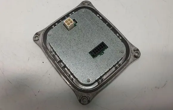 Headlight part