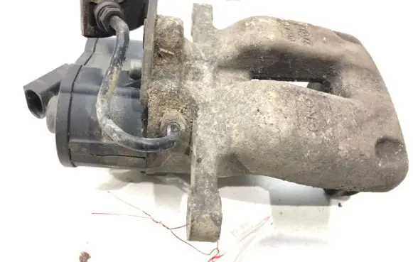 Volkswagen PASSAT B6 Rear brake caliper