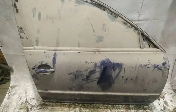 Volkswagen PASSAT B5 Front door MELYNOS