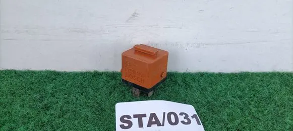 BMW 5 E34 Other relay 0332014456