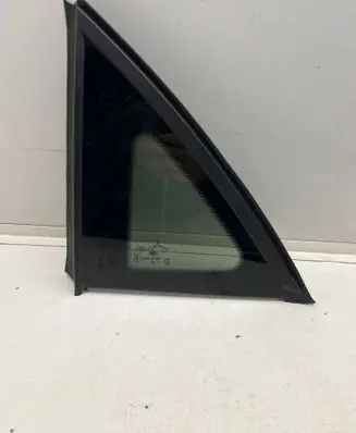 Rear side window
