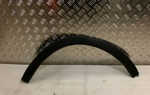 Volvo XC40 Rear fender molding trim 31448328