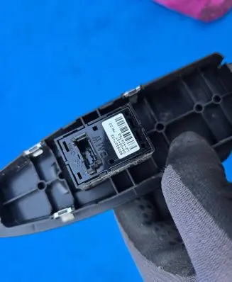 BMW X5 F15 Electric window control switch 9208107 L2304758