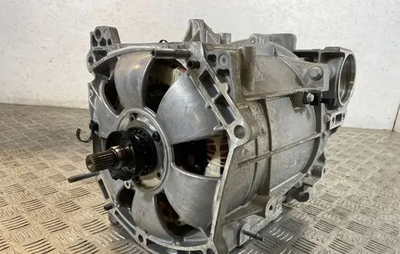 Renault Zoe Electric car motor 290106283R 5AQ601 C036608