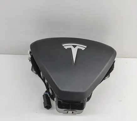 Tesla Model X Steering wheel airbag 145616831A