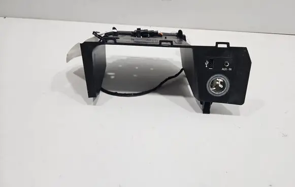 BMW X1 E84 Other center console (tunnel) element 105011087