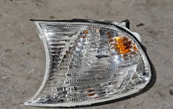 BMW 3 E46 Front indicator light 0311329013