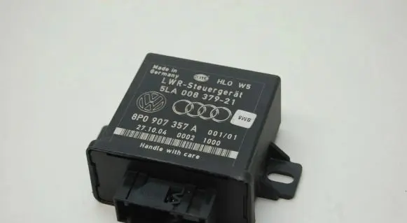 Audi A6 S6 C6 4F Light module LCM 8P0907357A