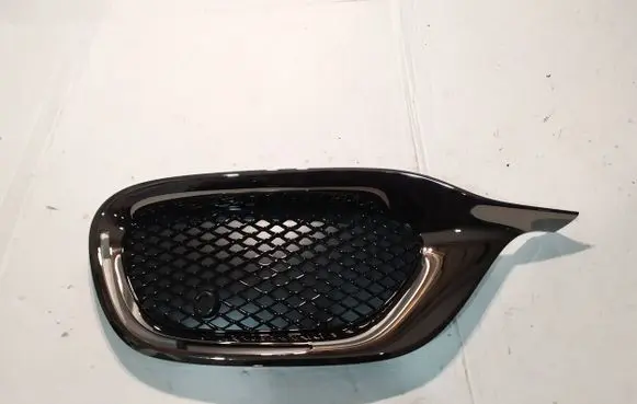 Mercedes-Benz S X222 Maybach Front bumper upper radiator grill A2238858202