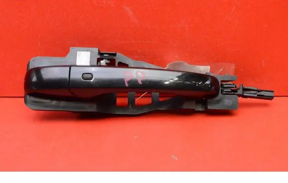 Jeep Grand Cherokee Front door exterior handle 