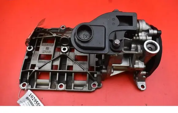 BMW 7 F01 F02 F03 F04 Oil pump 7798014