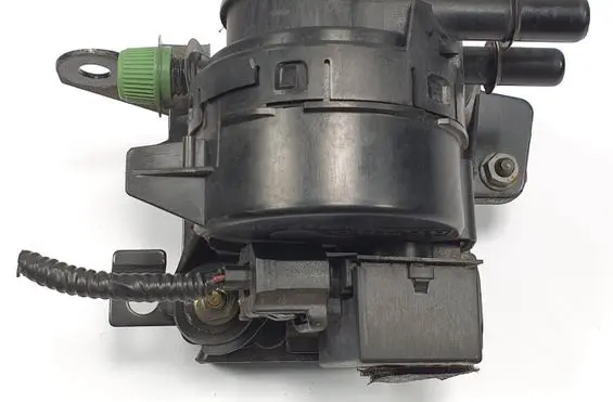 Jaguar S-Type Valve vacuum XW4E-9C915-AB