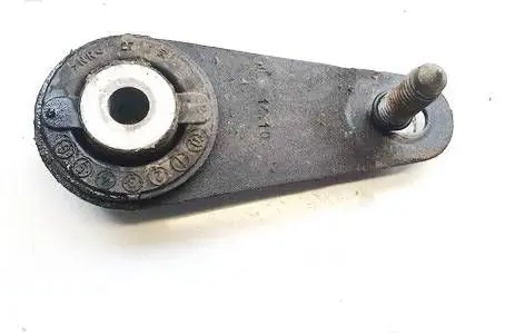 Citroen C5 Engine mount bracket 