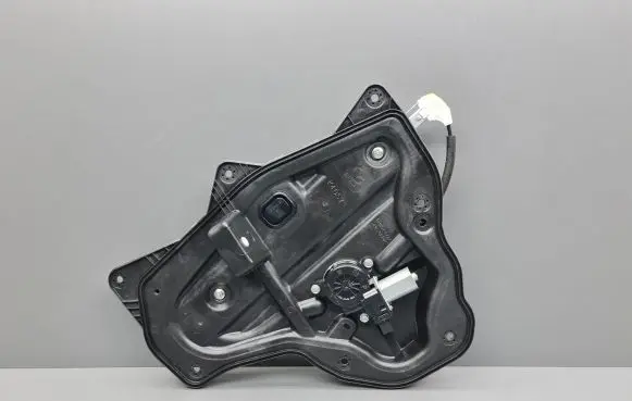 Mazda 3 III Rear door window regulator with motor BHN7397XA BHN97397X BHN95958X
