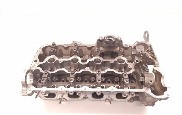 BMW X5M E70 Engine head 7586176 758617403 7586174