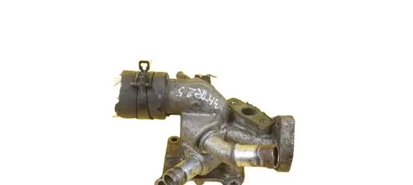 Mazda CX-7 Thermostat/thermostat housing L3K91517Z