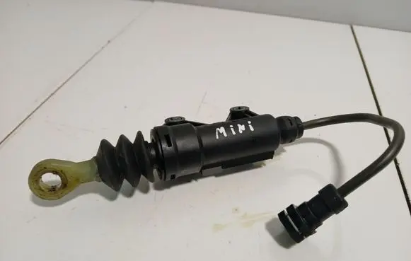 Mini One - Cooper R57 Clutch master cylinder 13670610