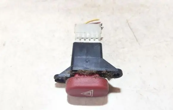 Renault Laguna I Hazard light switch 822955035 3407
